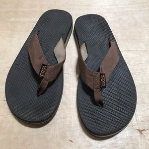 Teva Brown Flip Flops Comfort Casual Beach Sandals Women’s Size 9